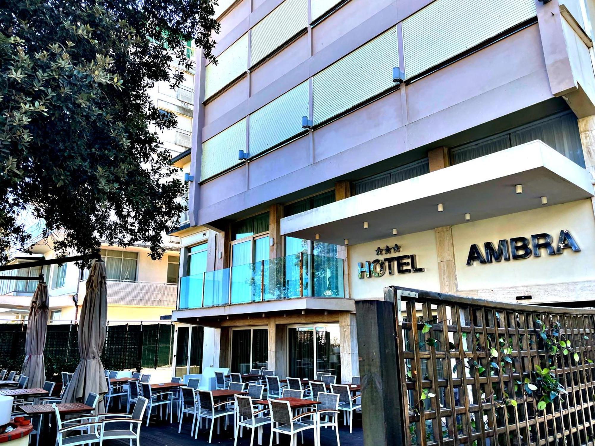 Hotel Ambra Морской Милан Экстерьер фото
